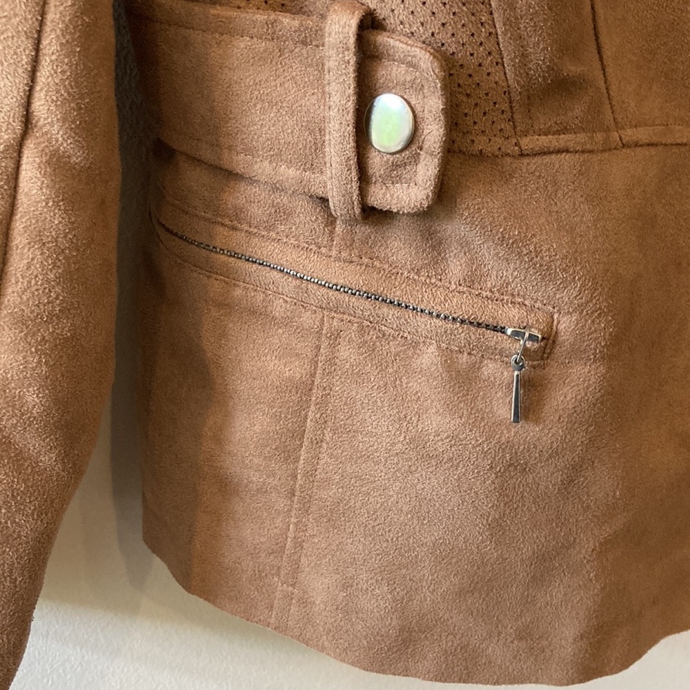 Chico’s light brown faux suede Kinsley jacket moto size medium / 8 / 1 - Picture 4 of 13